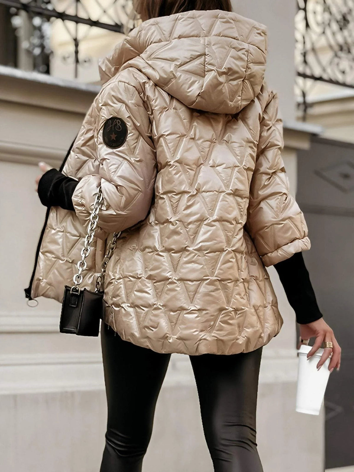 Agathe | Dames Veste Matelassée Capuche Motif Diamant Coupe Décontractée - Marron