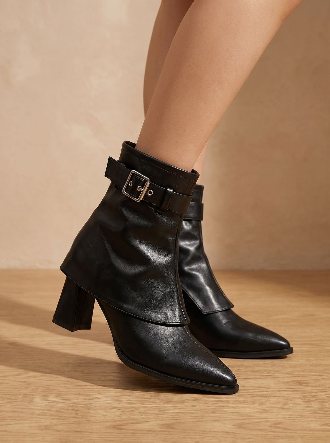Anna | Bottines Femme Bout Pointu Talon Bloc Ceinture Boucle - Crème