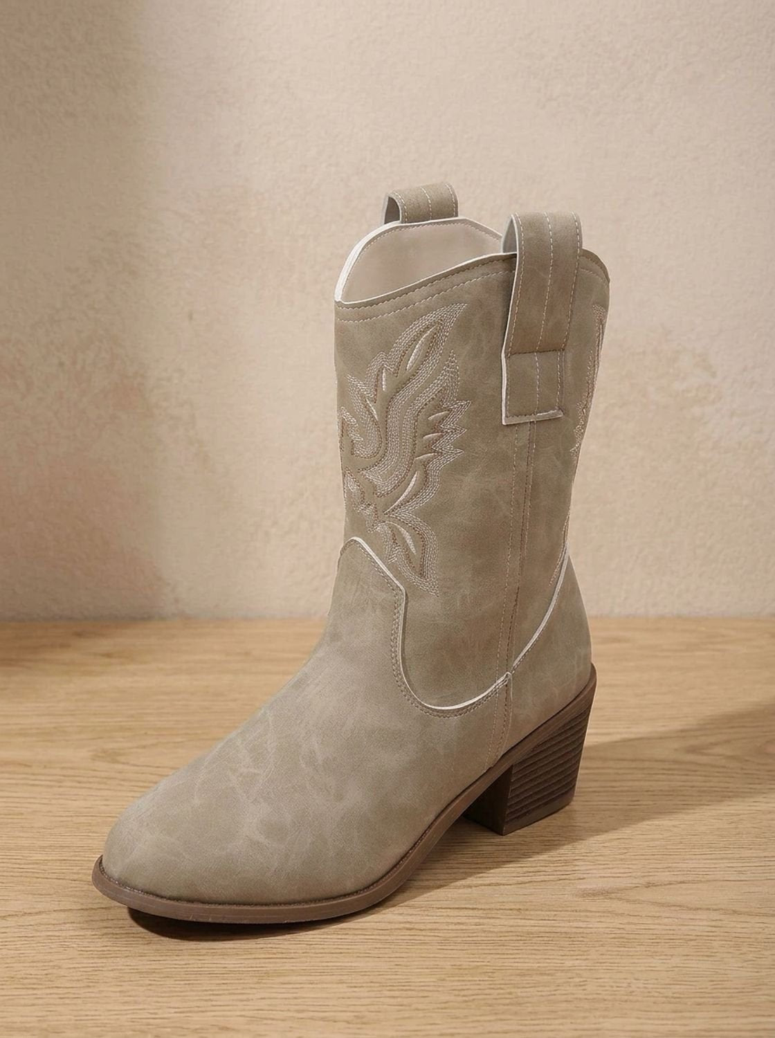 Camille | Bottines Femme Talon Bloc Broderie Western Noir - Crème