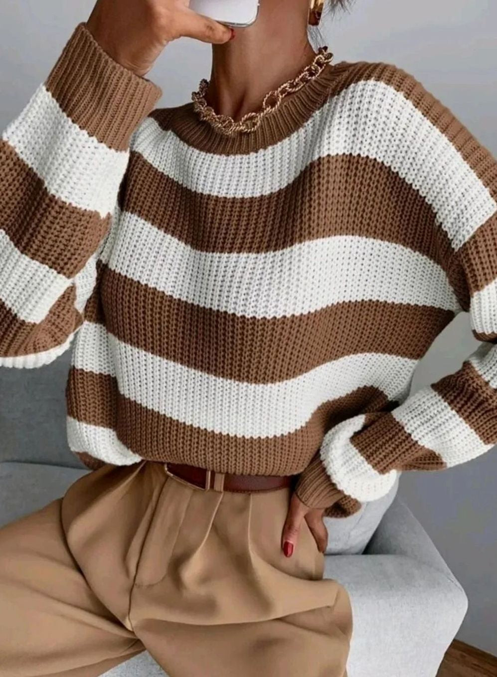 Camille | Pull pour Femme Coupe Ample Rayures Horizontales Col Rond Tricot Épais - Marron