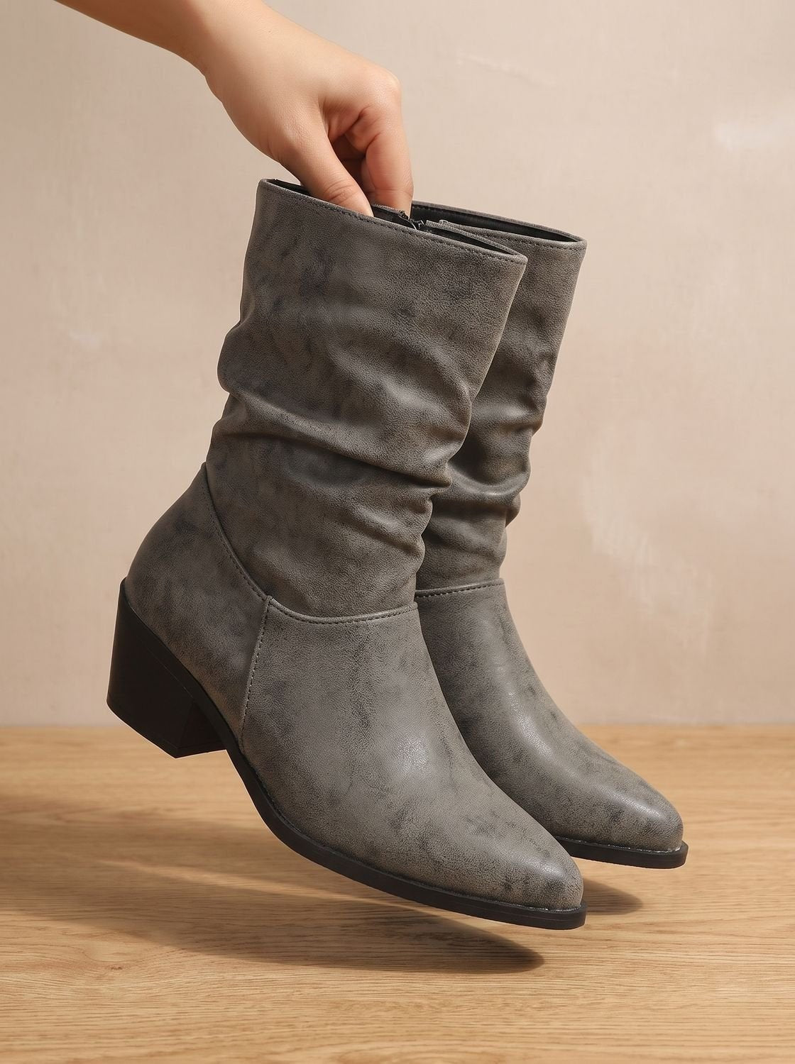 Charlotte | Bottines Femme Slouch simili-cuir Talon Large Pointe Arrondie - Gris