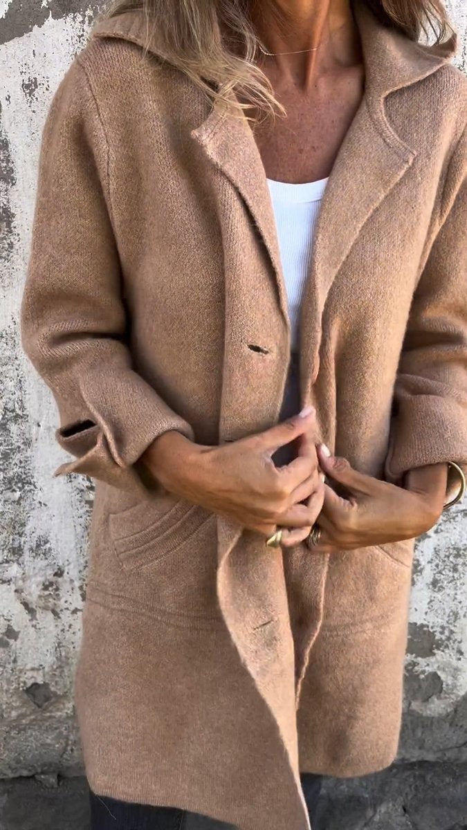 Clemence | Manteau Femme Coupe Longue Revers Boutonnage - Kaki