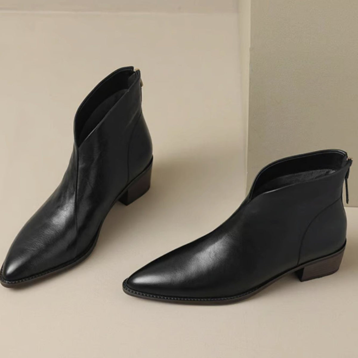 Elise | Bottines Femme Bout Pointu Talon Bloc Bas Fermeture Éclair - Noir