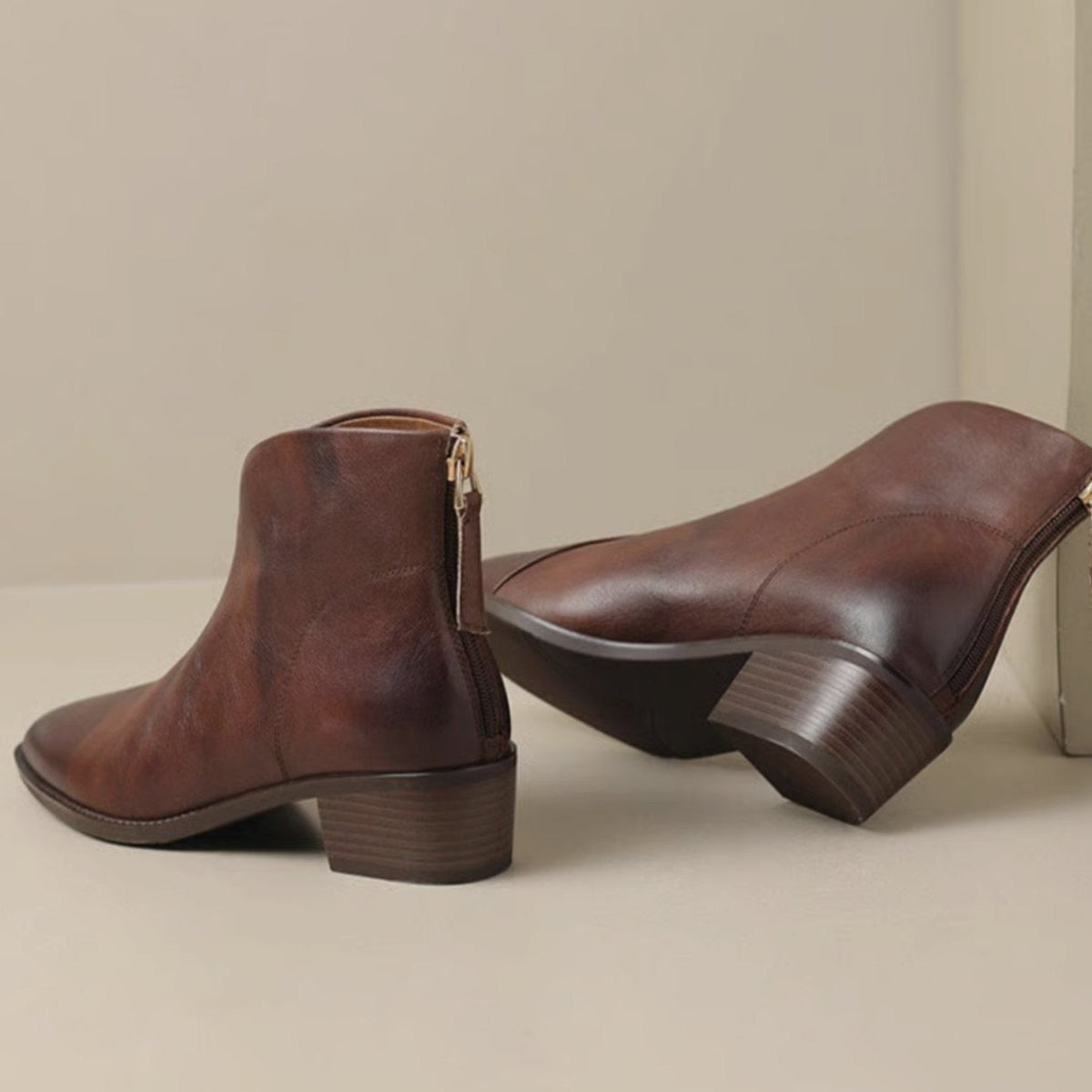 Elise | Bottines Femme Bout Pointu Talon Bloc Bas Fermeture Éclair - Noir
