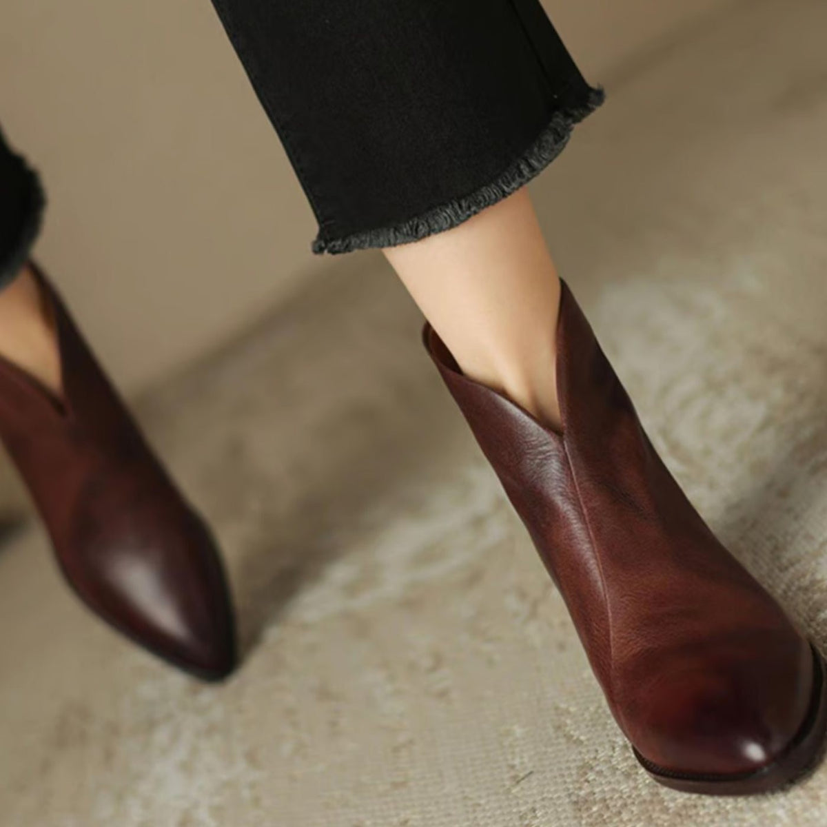 Elise | Bottines Femme Bout Pointu Talon Bloc Bas Fermeture Éclair - Noir