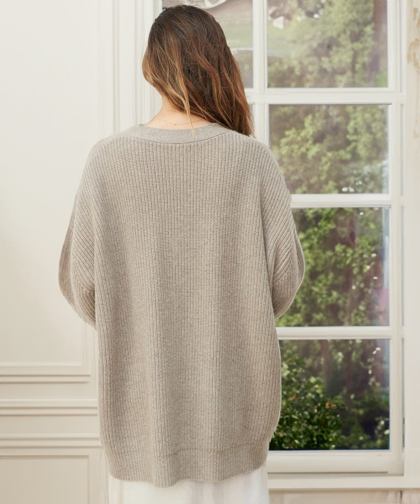 Emma | Cardigan pour Femme Oversize Coupe Ample Boutonnage Tricoté - Beige