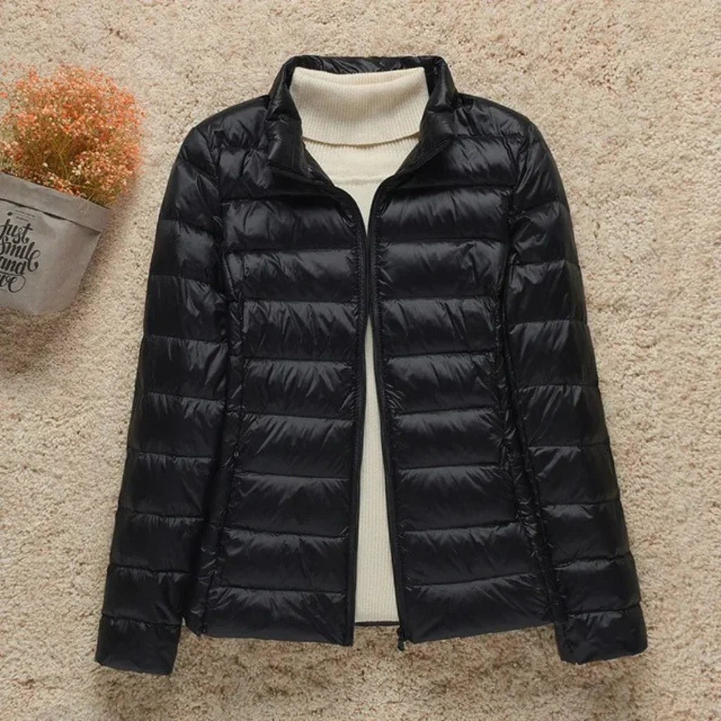Emma | Dames Doudoune Coupe Droite Matelassée Col Montant Longueur Hanches - Noir