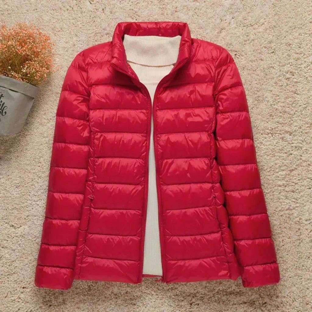 Emma | Dames Doudoune Coupe Droite Matelassée Col Montant Longueur Hanches - Rouge