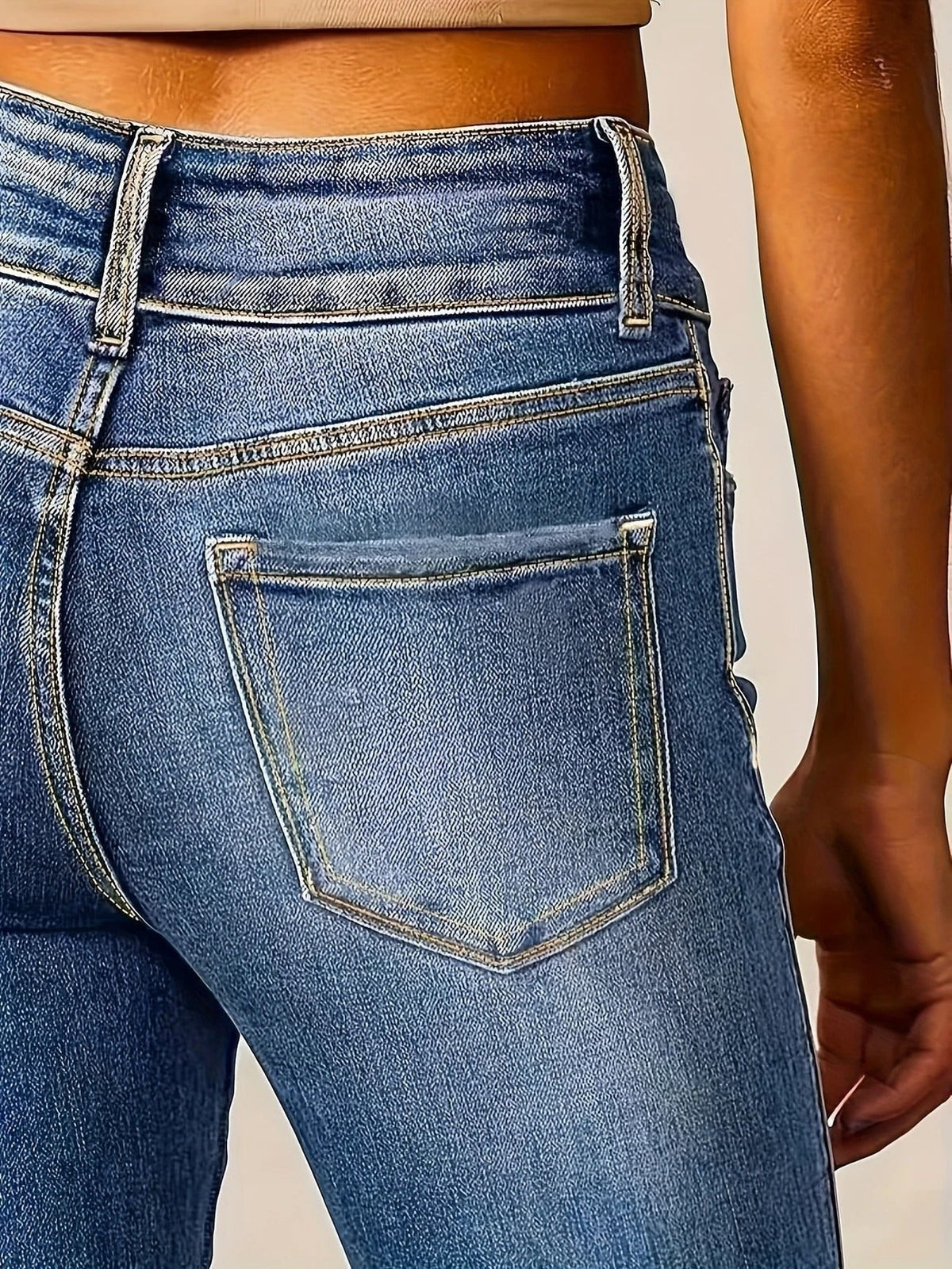 Ines | Jean pour Femme Taille Haute Coupe Évasée Ajustée - Bleu