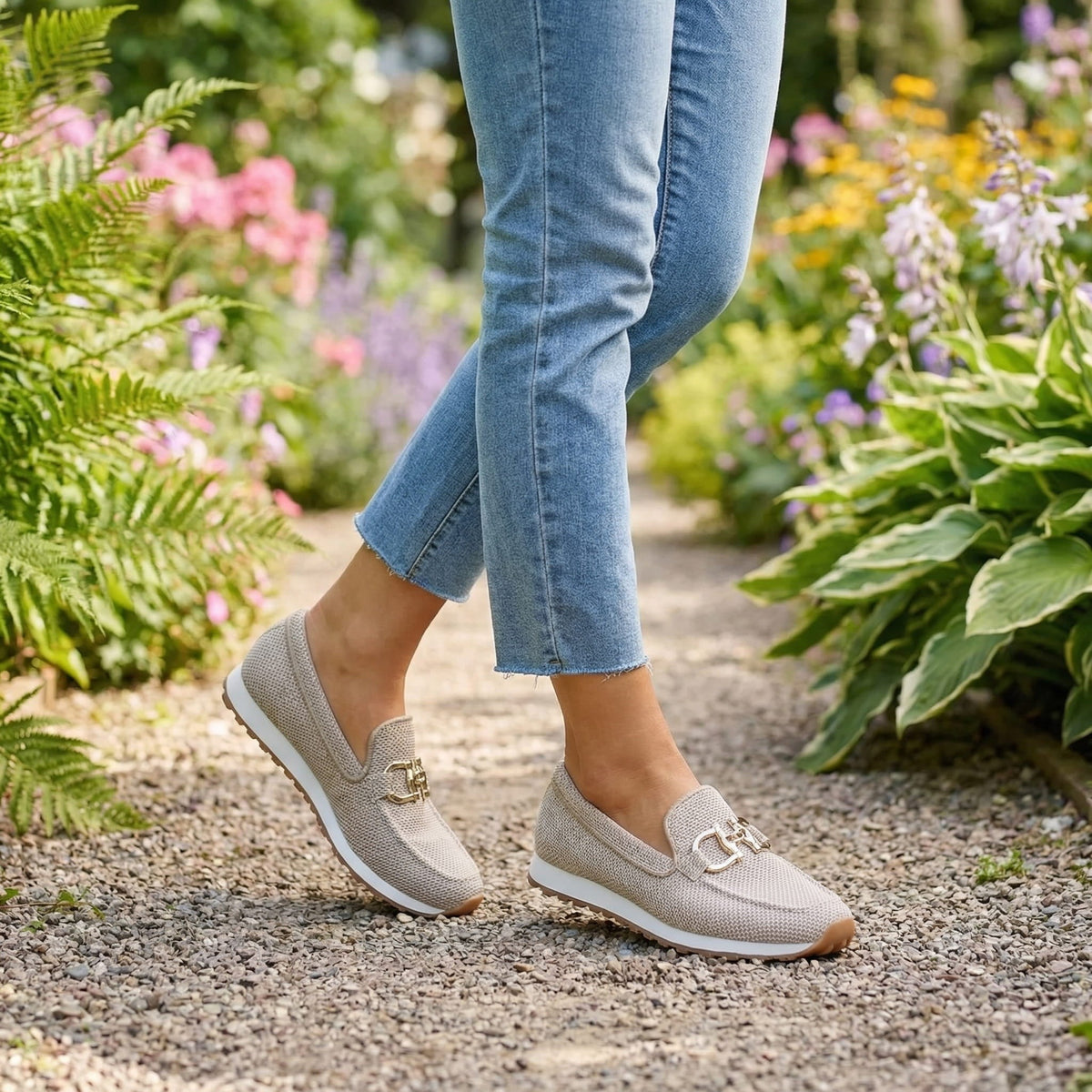 Jade | Baskets Mocassins pour Femme Maille Respirante Semelle Amortissante Détail Doré - Beige