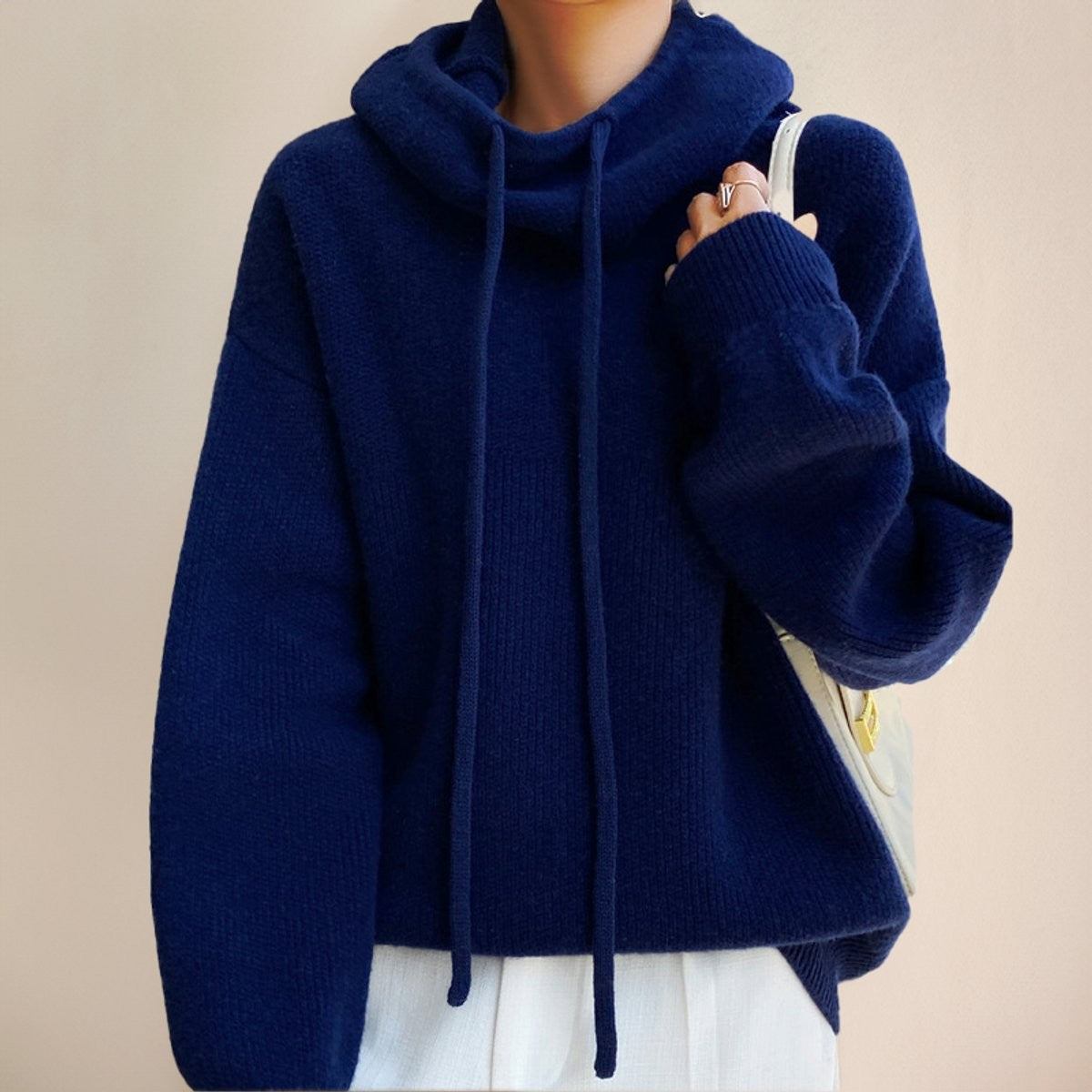 Jade | Pull Oversize Femme Capuche Col Roulé Côtelé - Bleu