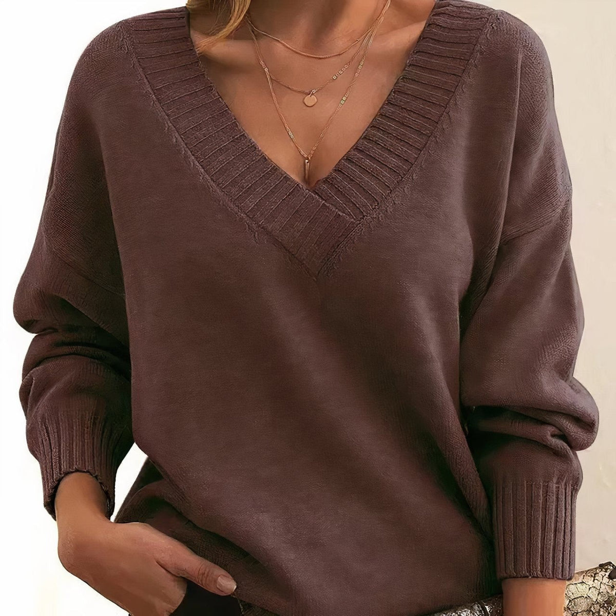 Jade | Pull pour Femme Coupe Ample Encolure V Profonde Manches Longues Côtes Affinées - Châtain Roux