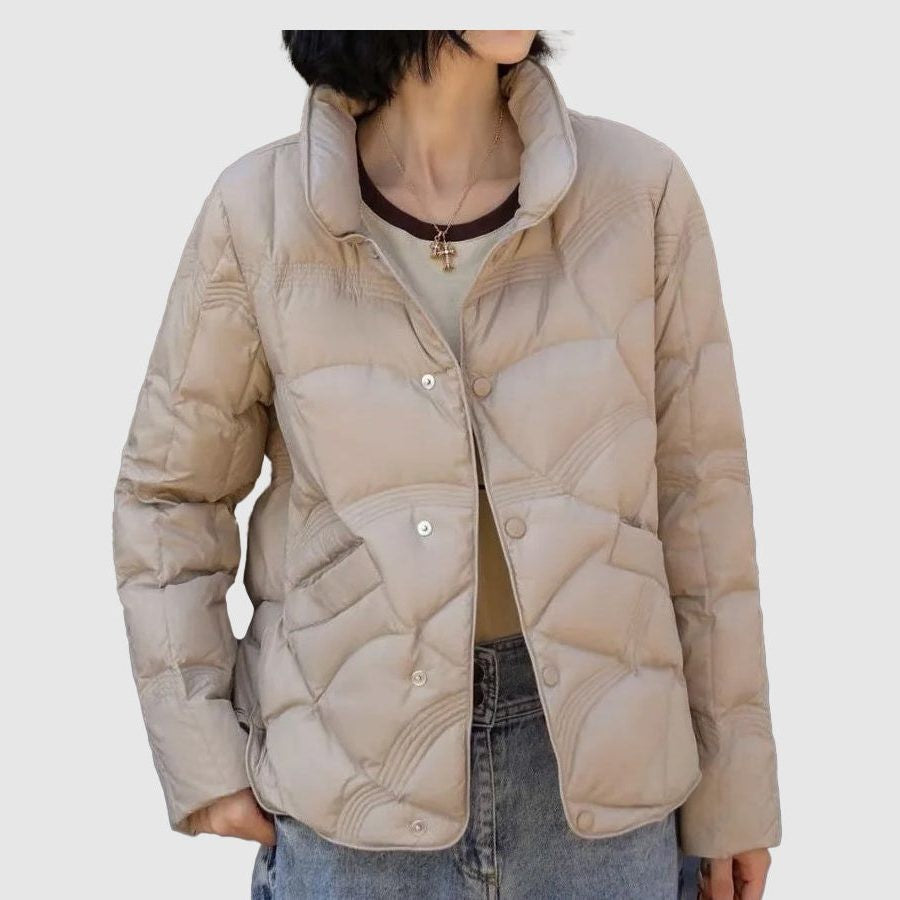 Jade | Veste Matelassée pour Femme Col Officier Fermeture Boutonnée - Beige