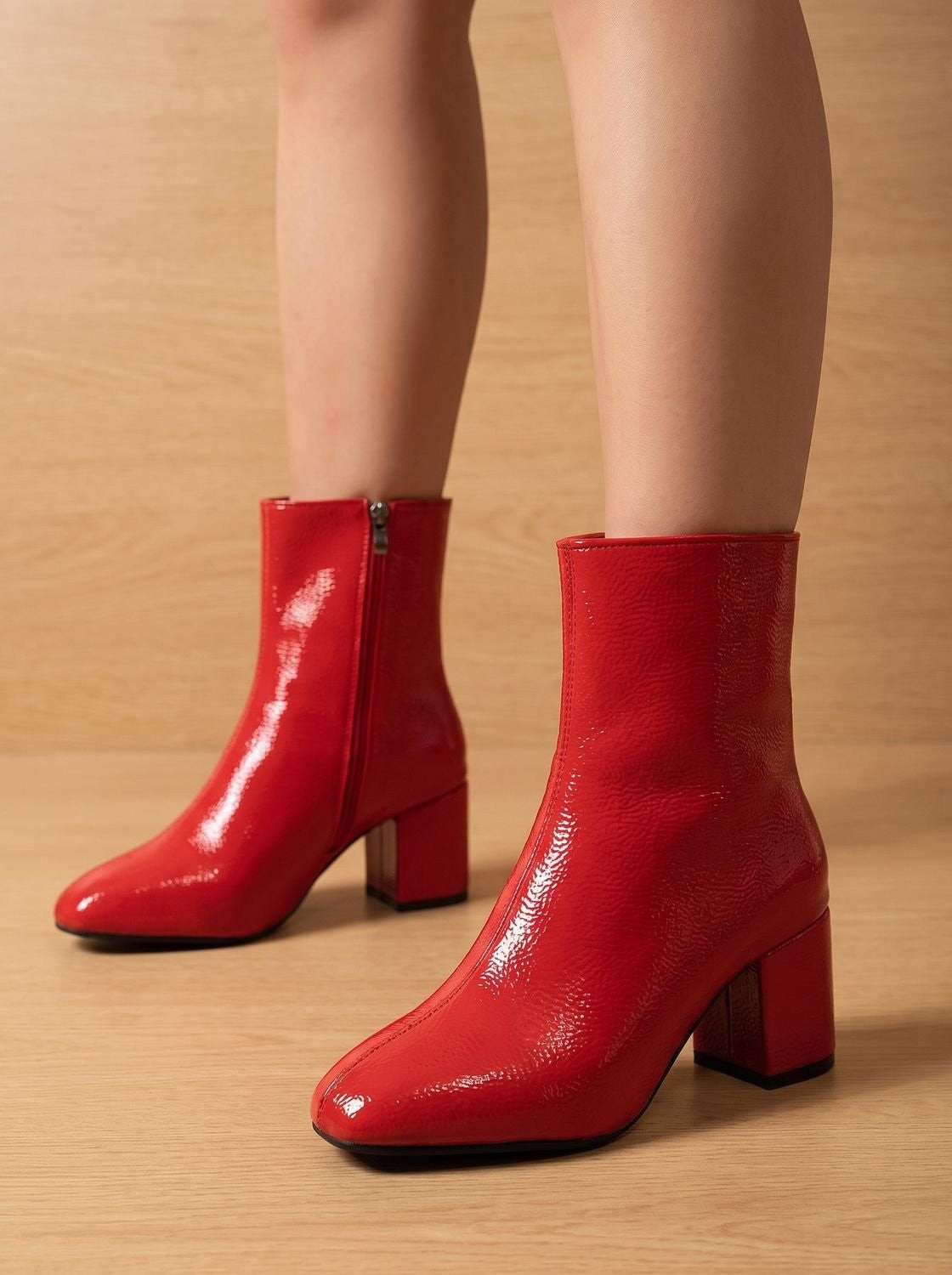 Lea | Bottines Femme simili-cuir Talon Large Bout Pointu Fermeture Latérale - Rouge