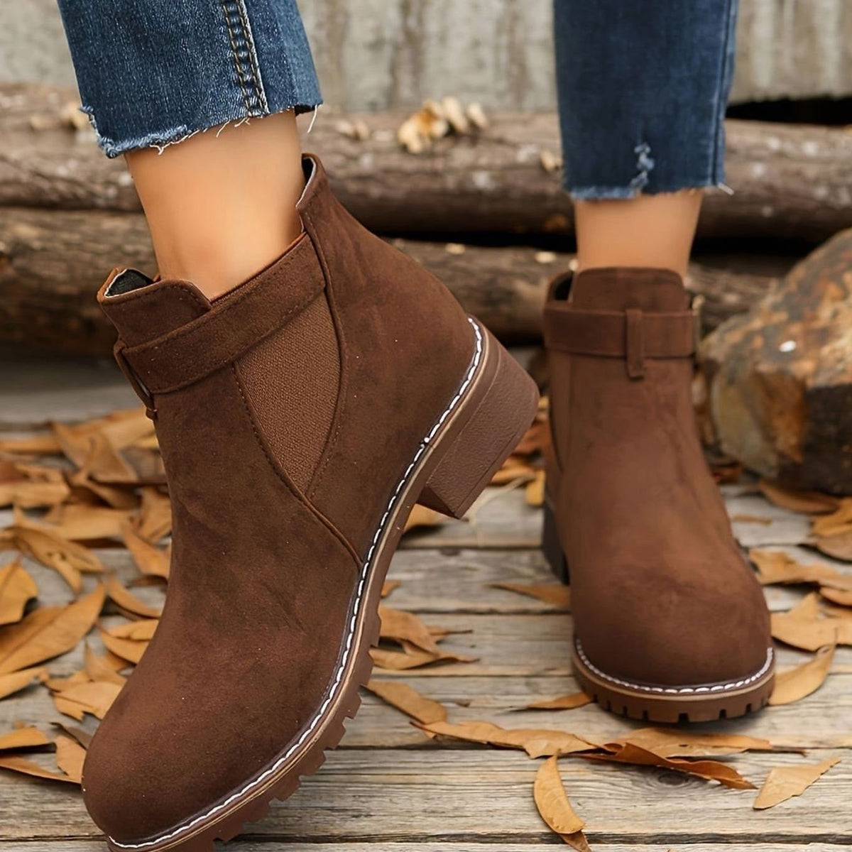 Lina | Dames Bottines Talon Bloc Lanière Boucle Style Chelsea - Marron