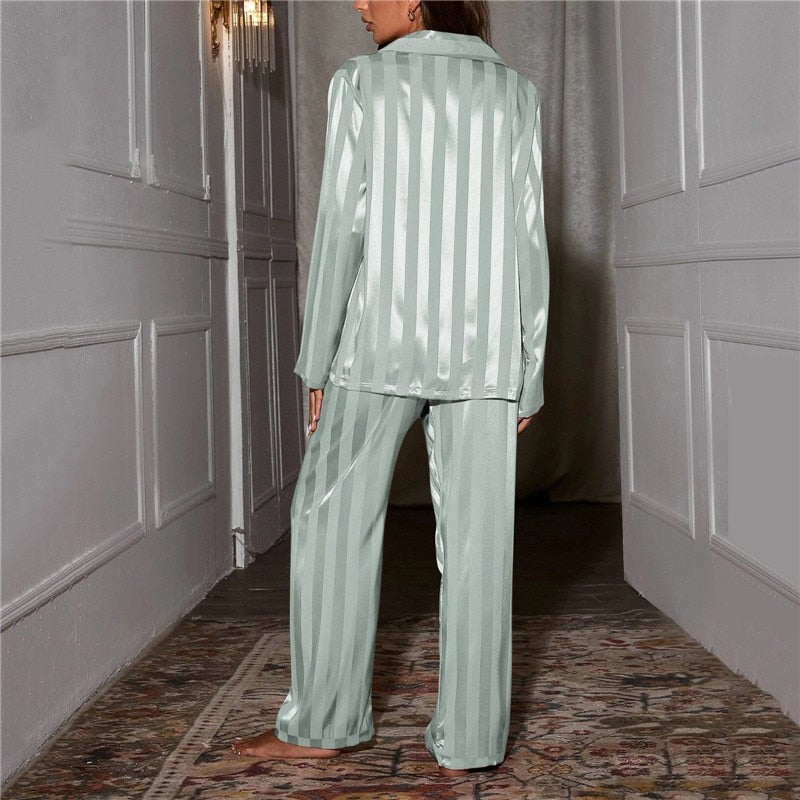 Louis | Pyjama Femme Satin Élastique Poche Poitrine Coupe Ample - Vert