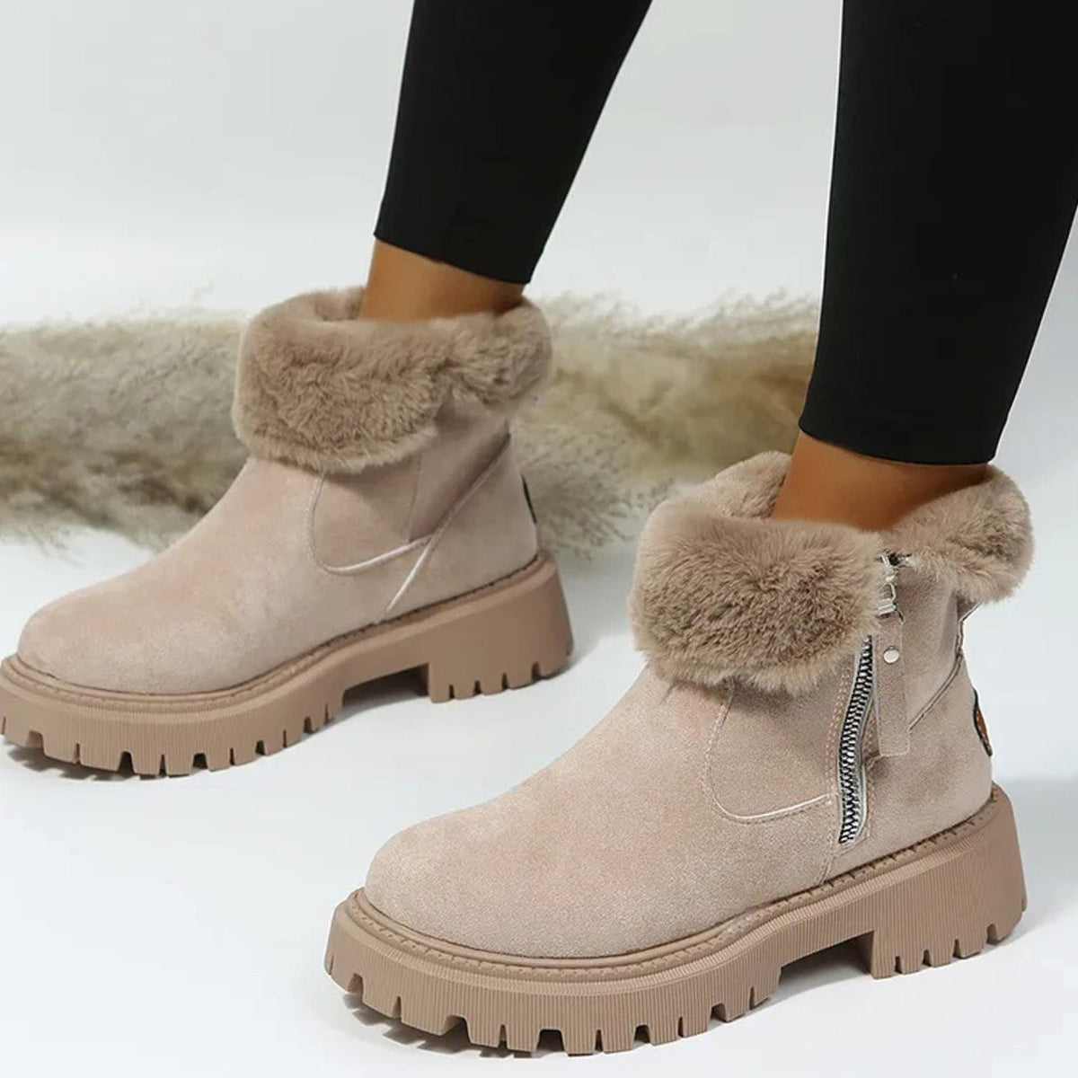 Manon | Bottes d'Hiver pour Femme Col Fourrure Semelle Crantée Fermeture Éclair - Kaki