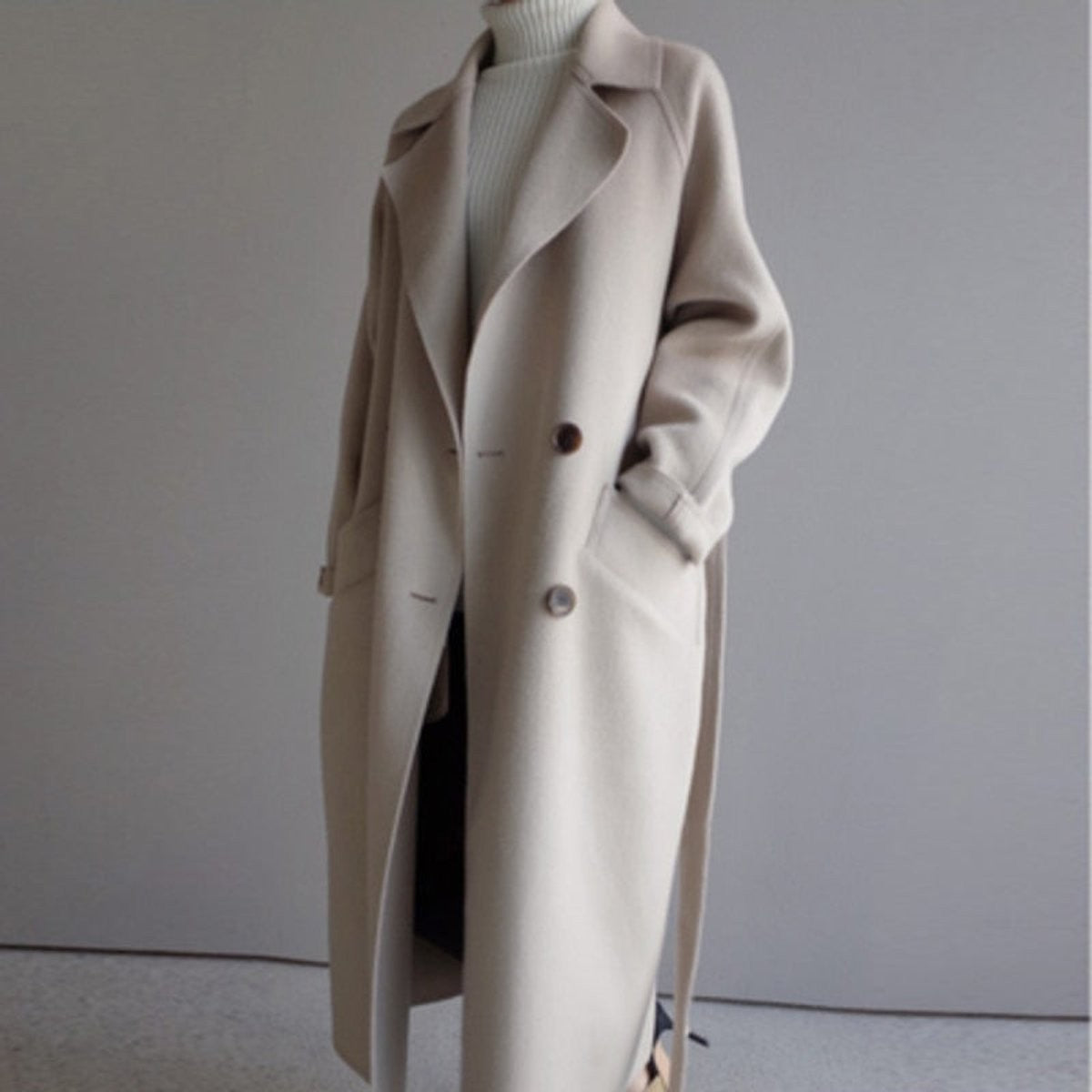 Manon | Manteau Femme Long Revers Double Boutonnage Ceinturé - Crème