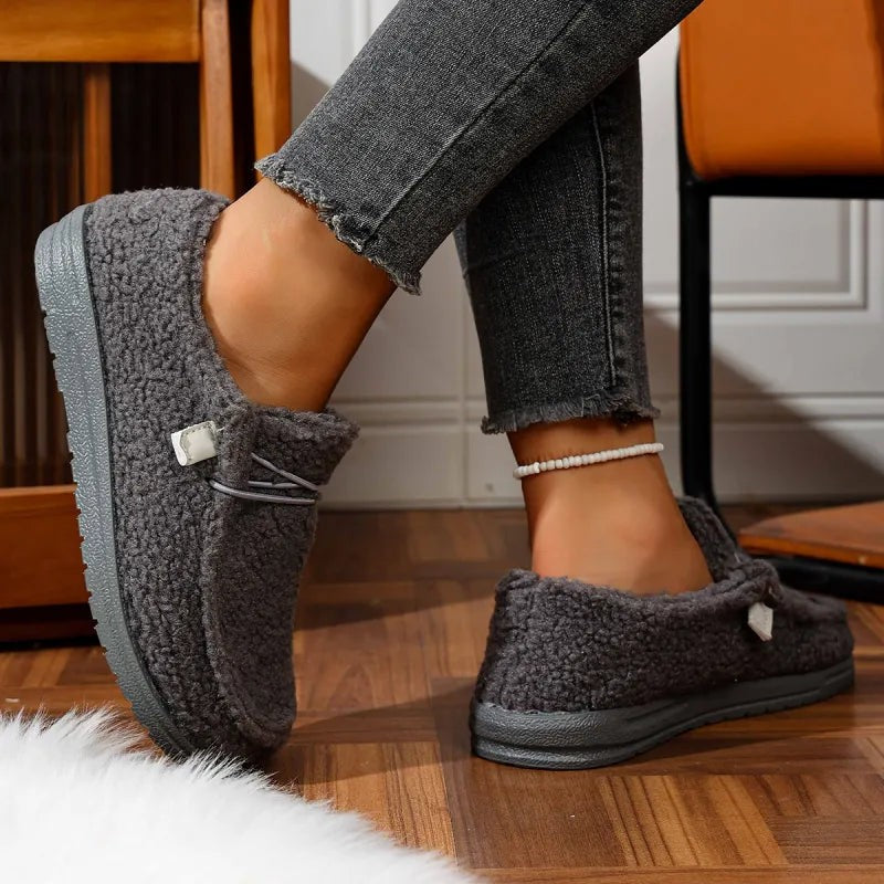 Victor | Pantoufles Femme Teddy Douce Intérieur Extérieur Coupe Ample - Gris