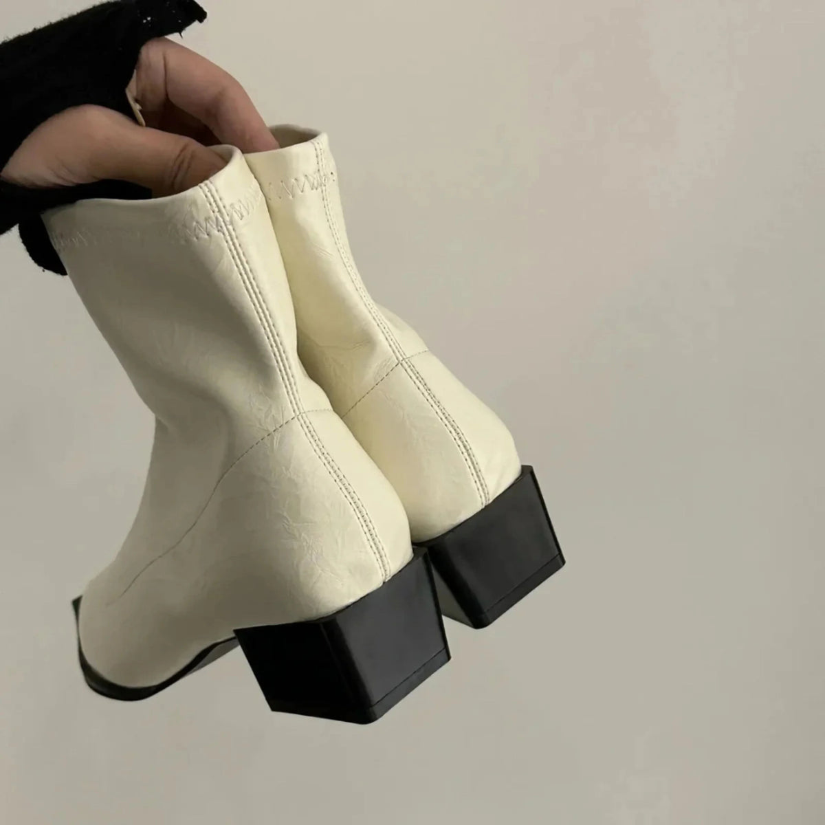 Zoe | Bottines pour Femme à Bout Pointu Talon Stable - Noir