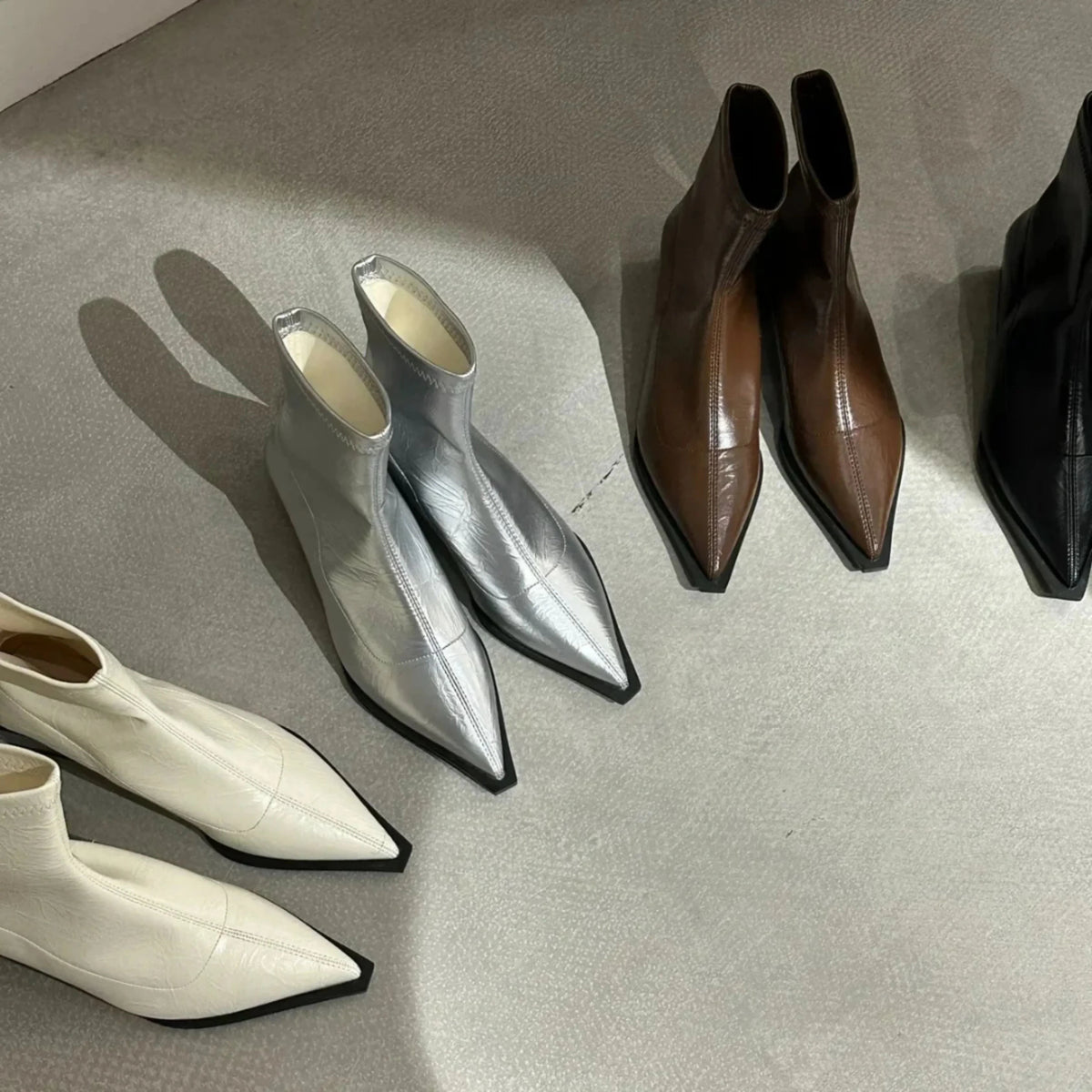 Zoe | Bottines pour Femme à Bout Pointu Talon Stable - Noir